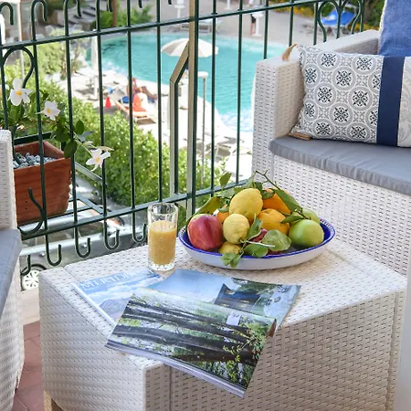Les Des Le Monde Guest house